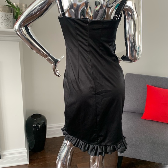 Brand New Rinascimento Satin Cocktail Dress (made in Italy) - Picture 3 of 7